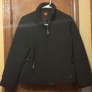 Like new fall/winter/ spring jacket. Size medium.